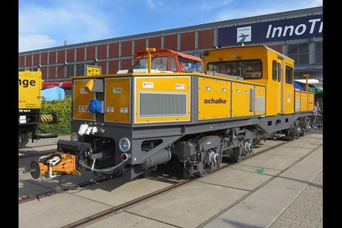 Schalke MT-S-600-BE third-rail/battery electric locomotive for Wiener Linien.